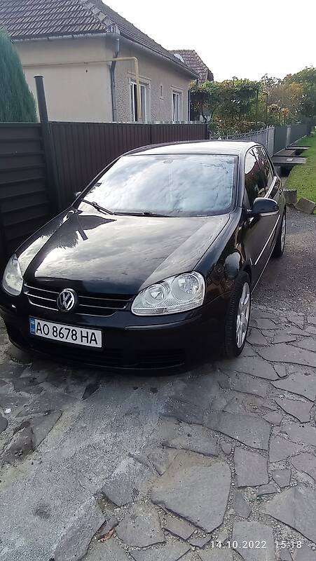 Хэтчбек Volkswagen Golf 2006 в Мукачево