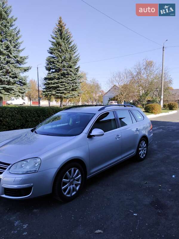 Универсал Volkswagen Golf 2008 в Здолбунове