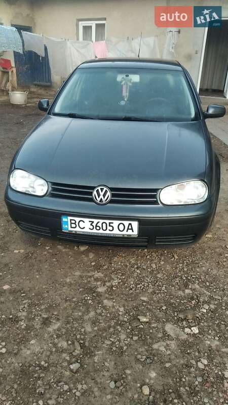 Хетчбек Volkswagen Golf 1999 в Самборі