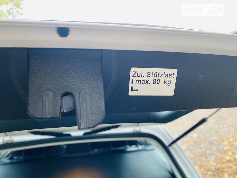 Універсал Volkswagen Golf 2017 в Львові