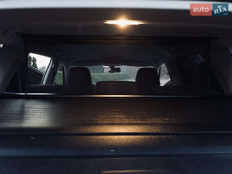 Універсал Volkswagen Golf 2013 в Києві