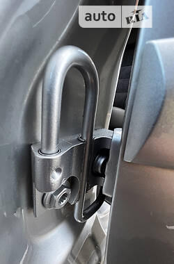 Хэтчбек Volkswagen Golf 2006 в 