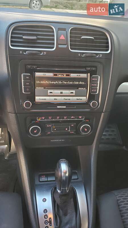 Хетчбек Volkswagen Golf 2012 в Виноградові