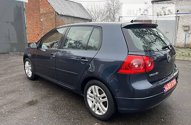 Хэтчбек Volkswagen Golf 2007 в Лубнах