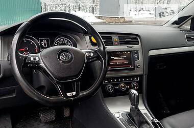 Універсал Volkswagen Golf 2015 в Києві