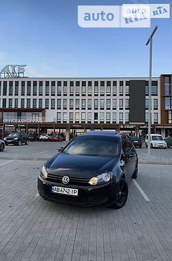 Хетчбек Volkswagen Golf 2009 в Вінниці