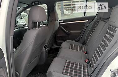 Хэтчбек Volkswagen Golf 2008 в Киеве