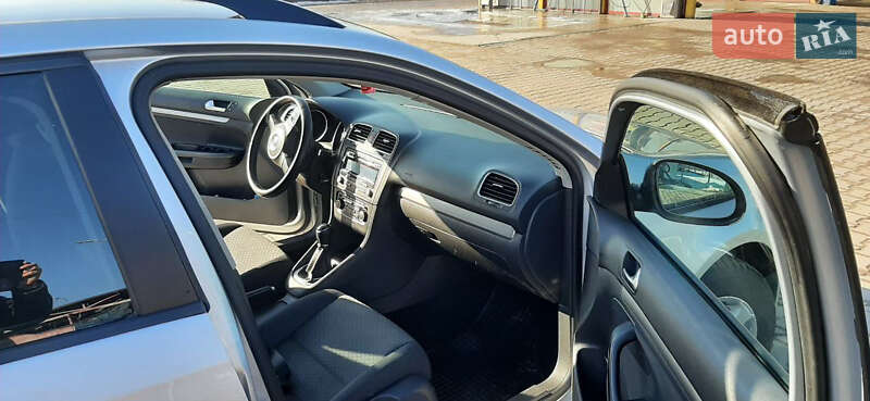 Универсал Volkswagen Golf 2012 в Хмельницком