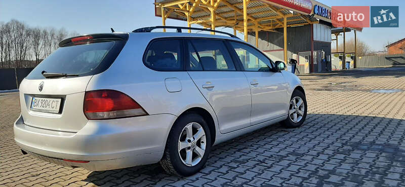 Универсал Volkswagen Golf 2012 в Хмельницком