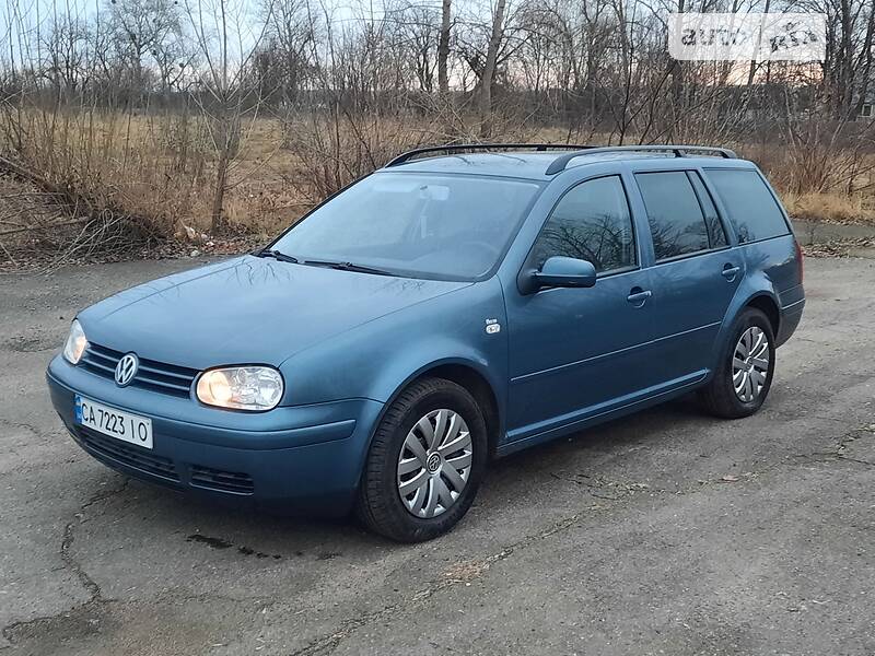 Універсал Volkswagen Golf 2003 в Черкасах