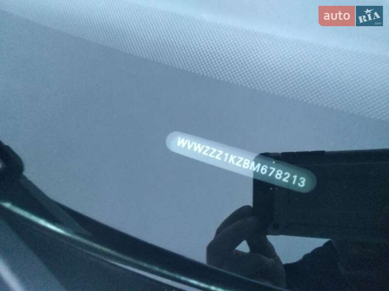 Універсал Volkswagen Golf 2011 в Демидівці