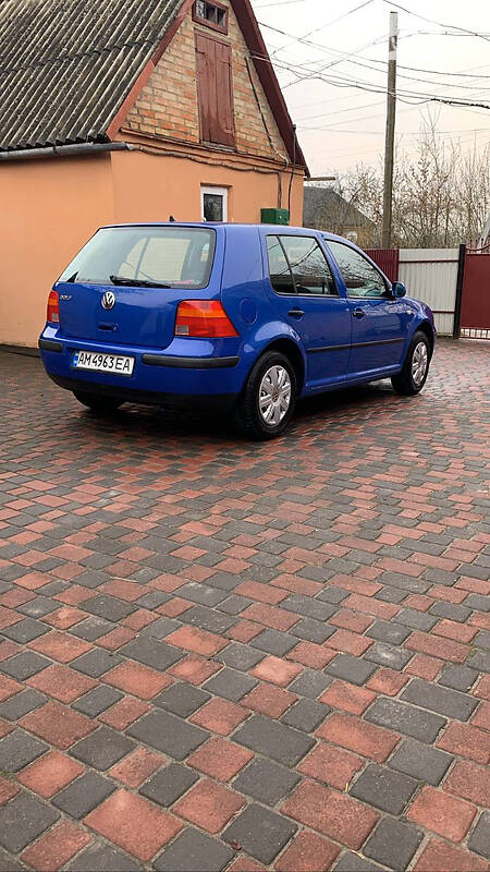 Хэтчбек Volkswagen Golf 1999 в Житомире