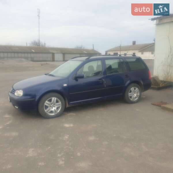 Універсал Volkswagen Golf 2000 в Піщанці