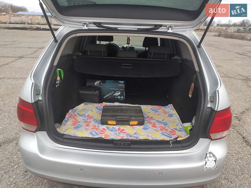 Універсал Volkswagen Golf 2008 в Одесі