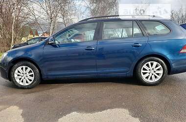 Универсал Volkswagen Golf 2011 в Самборе