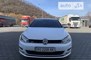 Хэтчбек Volkswagen Golf 2014 в Мукачево