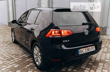 Хэтчбек Volkswagen Golf 2012 в Самборе