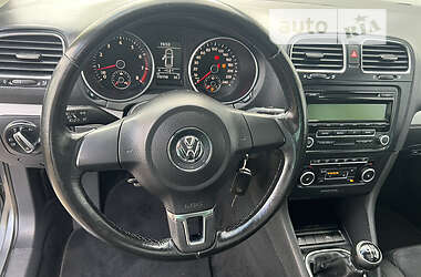 Універсал Volkswagen Golf 2011 в Києві