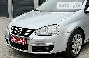 Универсал Volkswagen Golf 2009 в Тернополе