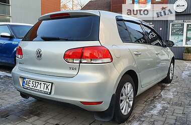 Хетчбек Volkswagen Golf 2012 в Дніпрі