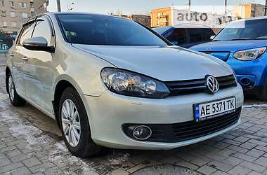 Хетчбек Volkswagen Golf 2012 в Дніпрі