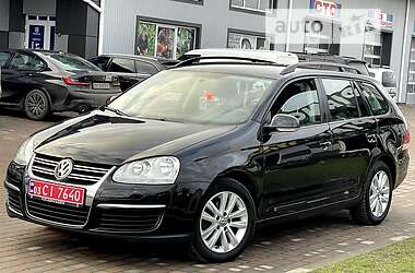 Универсал Volkswagen Golf 2008 в Сарнах