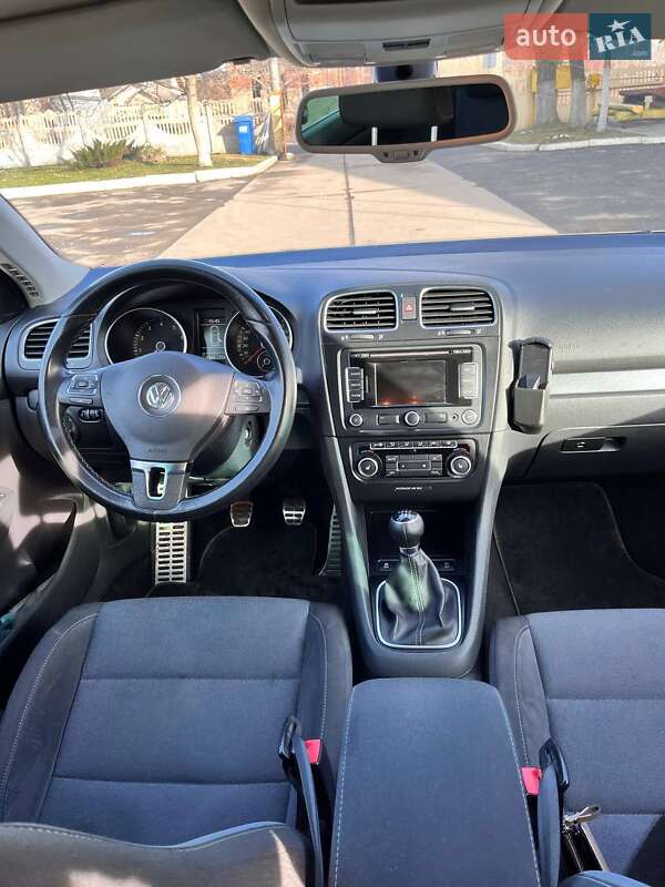 Универсал Volkswagen Golf 2012 в Коломые