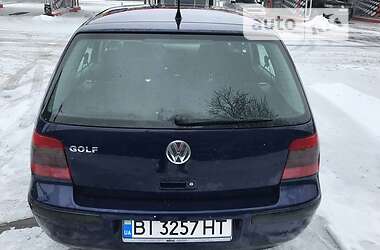 Хетчбек Volkswagen Golf 2001 в Полтаві