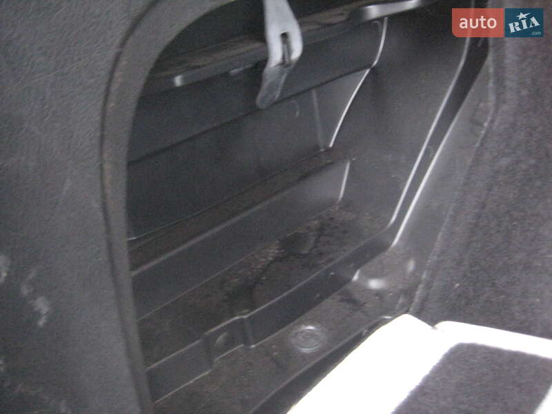 Универсал Volkswagen Golf 2001 в Ивано-Франковске