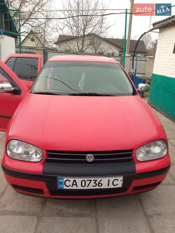Volkswagen Golf 1998