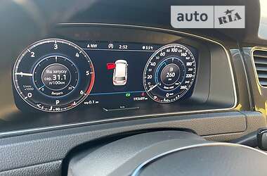 Універсал Volkswagen Golf 2017 в Івано-Франківську