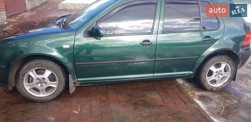 Хетчбек Volkswagen Golf 1999 в Харкові