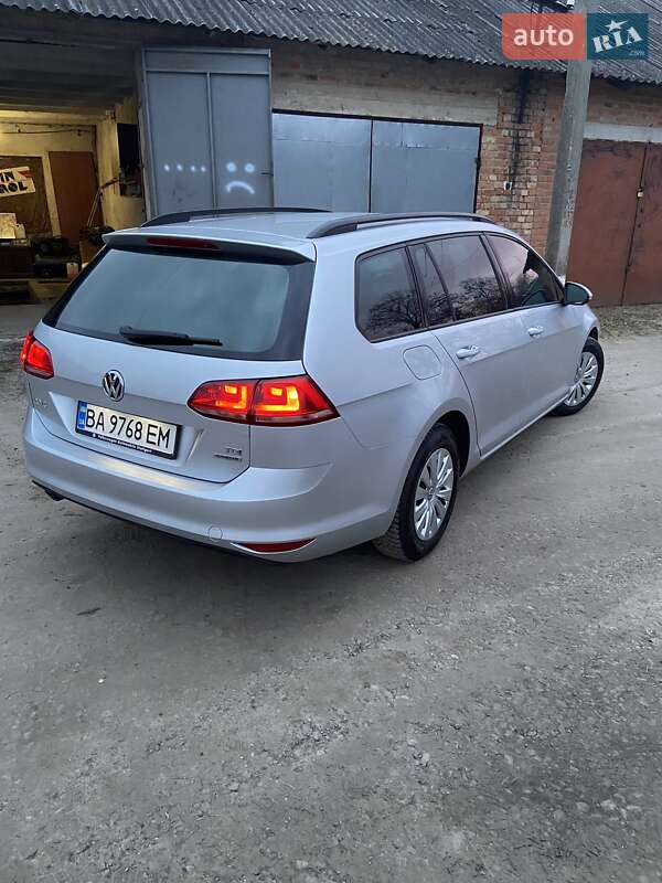 Універсал Volkswagen Golf 2013 в Олександрівці