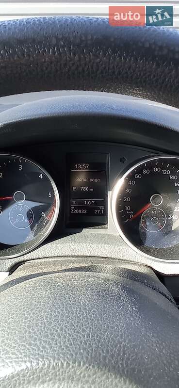 Універсал Volkswagen Golf 2013 в Житомирі