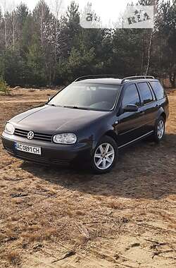 Универсал Volkswagen Golf 2002 в Камне-Каширском