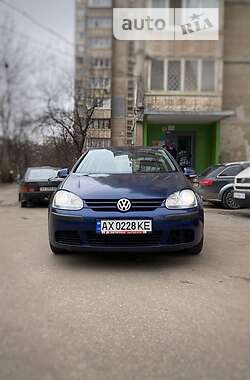Хэтчбек Volkswagen Golf 2005 в Харькове