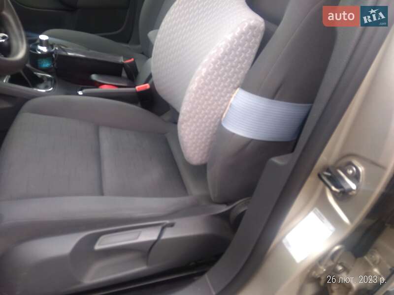 Хэтчбек Volkswagen Golf 2004 в Виннице