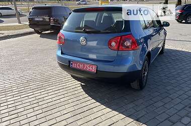 Хетчбек Volkswagen Golf 2004 в Львові