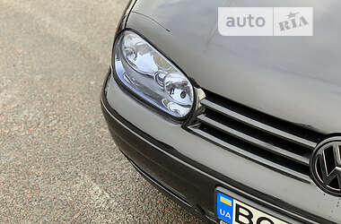 Хэтчбек Volkswagen Golf 2001 в Львове