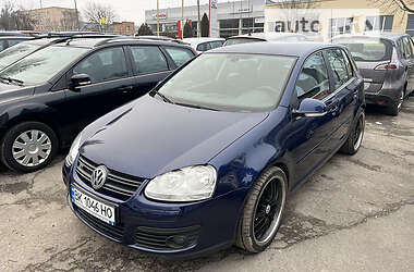 Хэтчбек Volkswagen Golf 2007 в Ровно