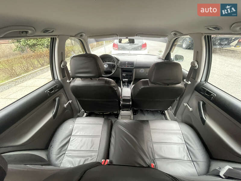 Хэтчбек Volkswagen Golf 1999 в Львове