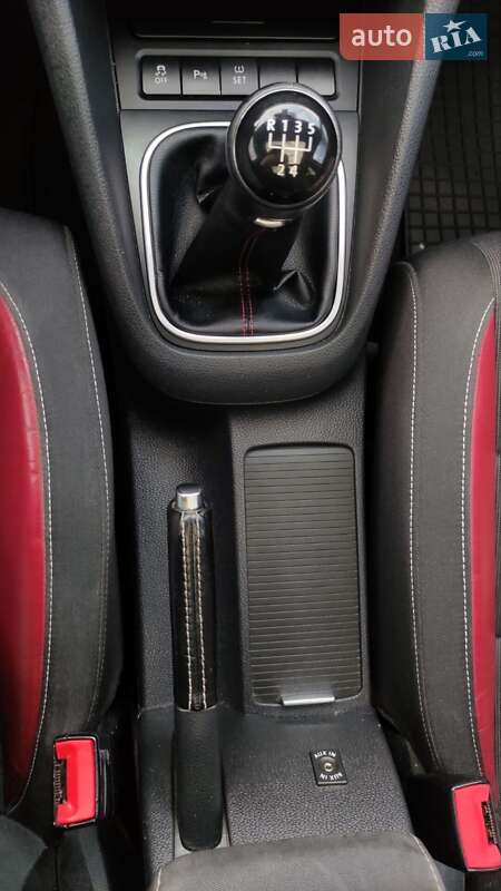 Універсал Volkswagen Golf 2012 в Івано-Франківську