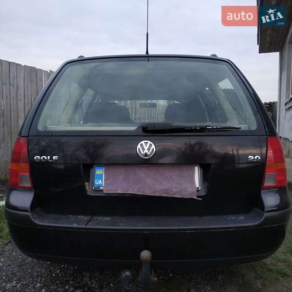 Універсал Volkswagen Golf 2000 в Миронівці