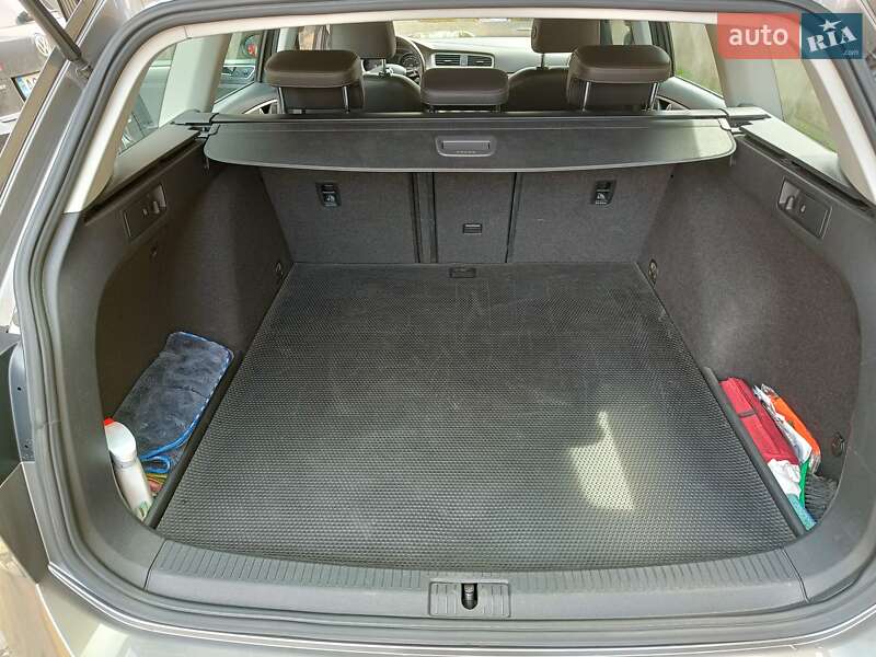 Універсал Volkswagen Golf 2014 в Мукачевому