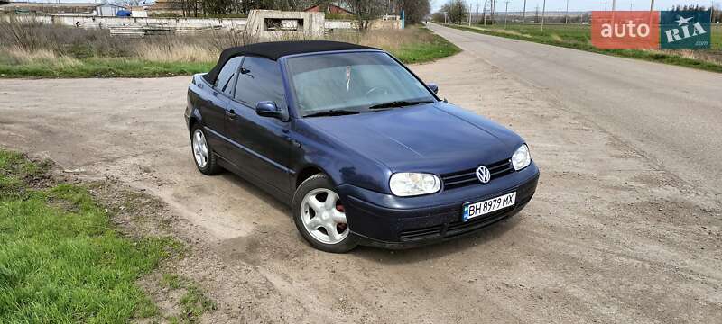 Кабриолет Volkswagen Golf 2000 в Долинской