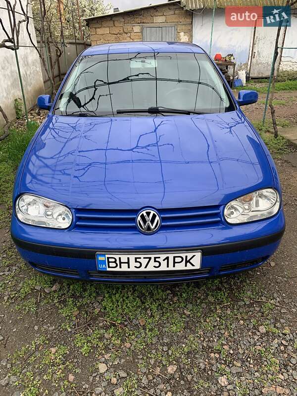 Універсал Volkswagen Golf 2002 в Біляївці