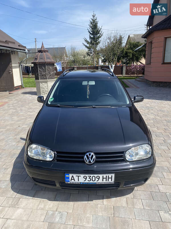 Універсал Volkswagen Golf 2005 в Івано-Франківську
