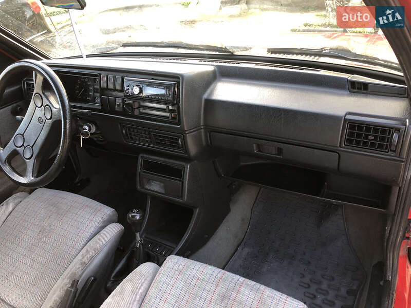Хетчбек Volkswagen Golf 1987 в Хмельницькому
