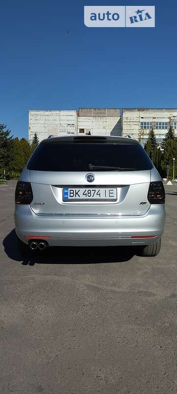 Универсал Volkswagen Golf 2009 в Ровно