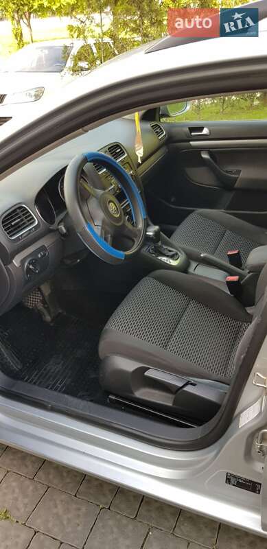 Універсал Volkswagen Golf 2011 в Ужгороді